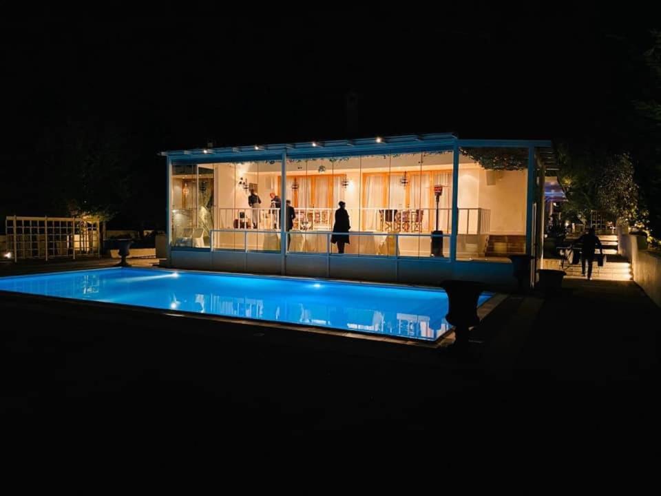 הוילה Ánoixis Ranch Ekru מראה חיצוני תמונה